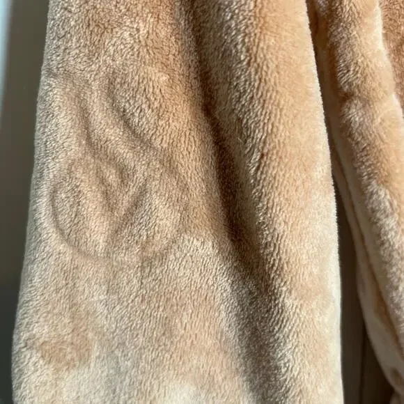 Victoria's Secret Women's Super Soft Logo Long Robe Size Medium Large - Picture 7 of 9